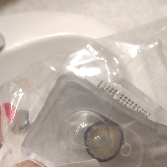 Fashion lenses none RX - Picture 2 of 3